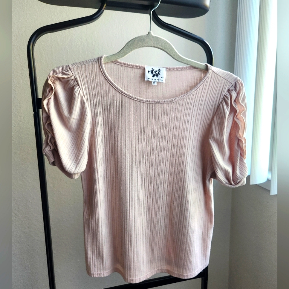 Women's Pink Puff Sleeve Top